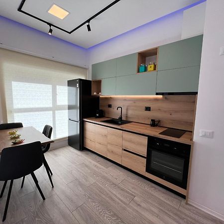 Sunflower Apartment Tiran Dış mekan fotoğraf