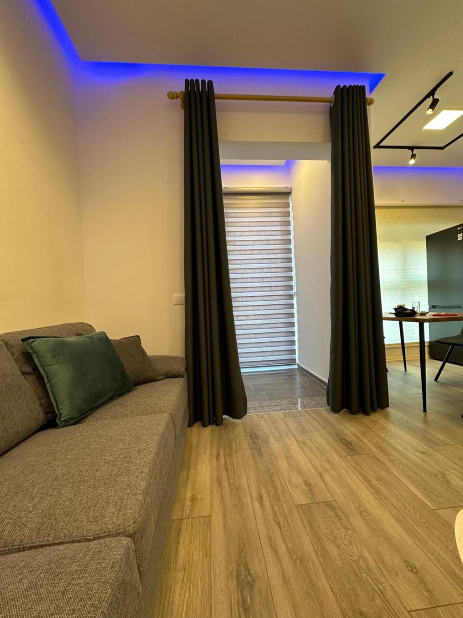 Sunflower Apartment Tiran Dış mekan fotoğraf