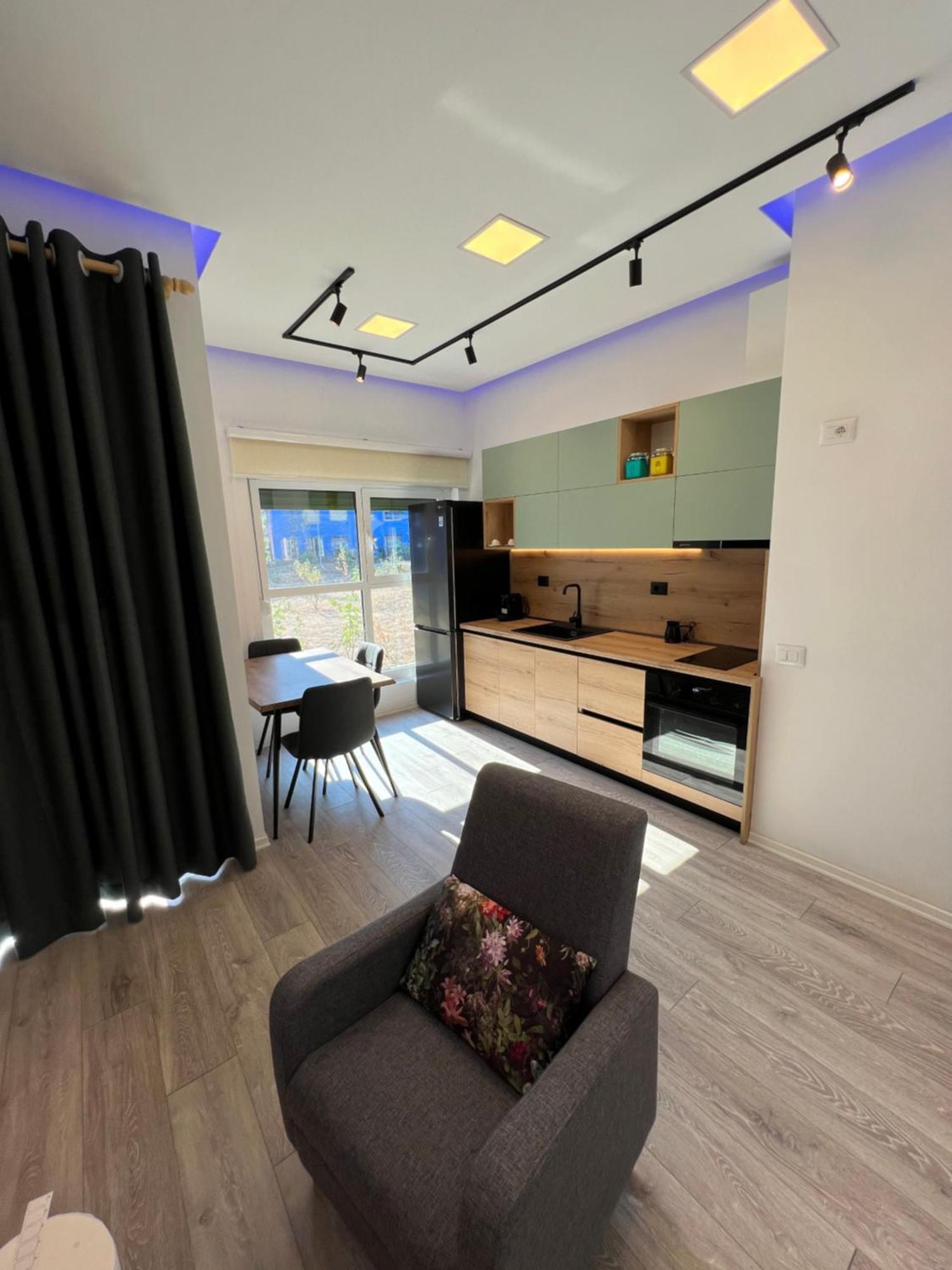Sunflower Apartment Tiran Dış mekan fotoğraf