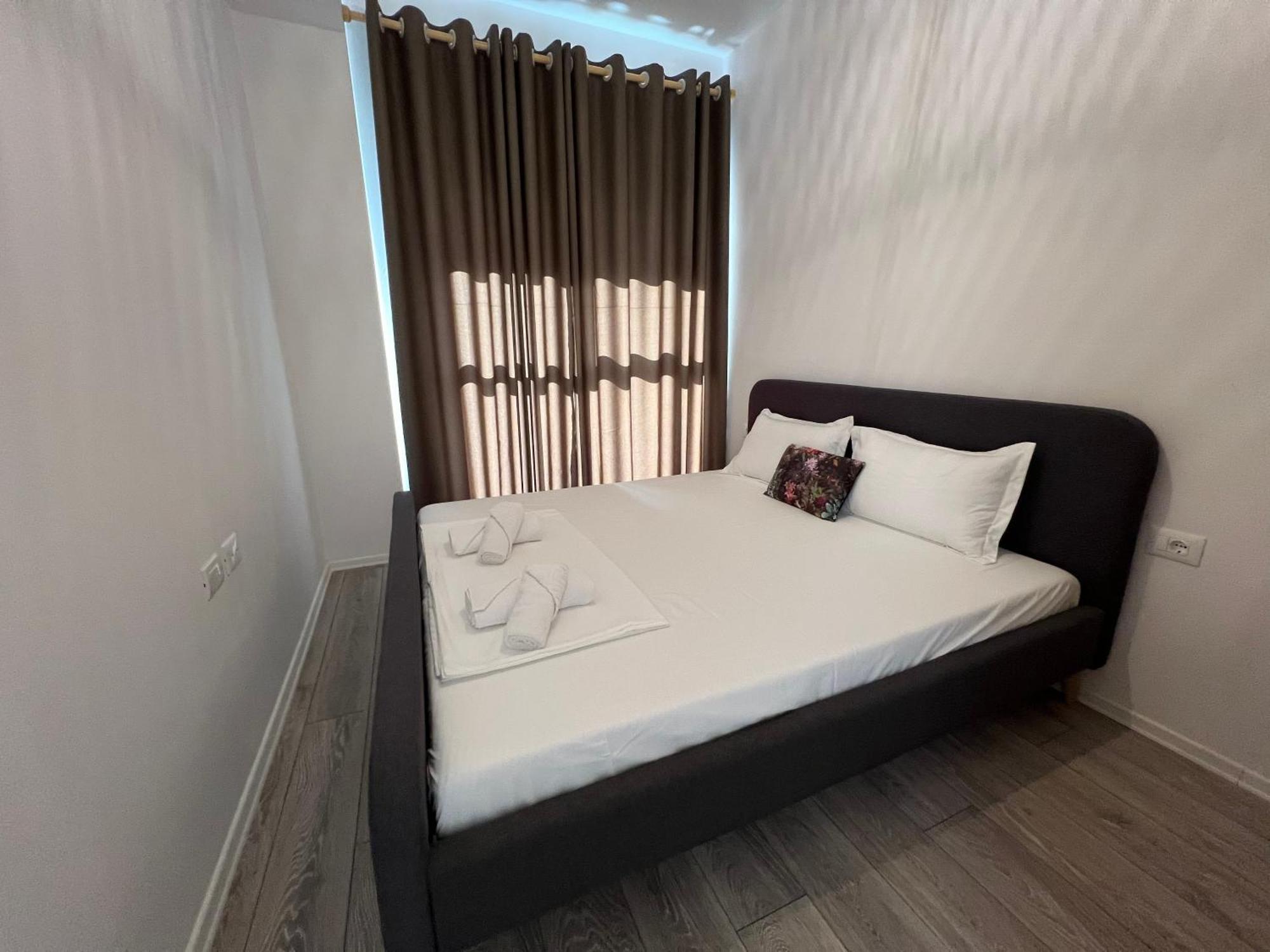 Sunflower Apartment Tiran Dış mekan fotoğraf
